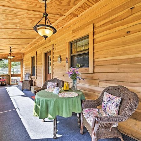 Honey House Cabin - A Quiet Countryside Retreat! Nappanee Екстериор снимка