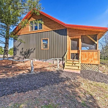 Honey House Cabin - A Quiet Countryside Retreat! Nappanee Екстериор снимка